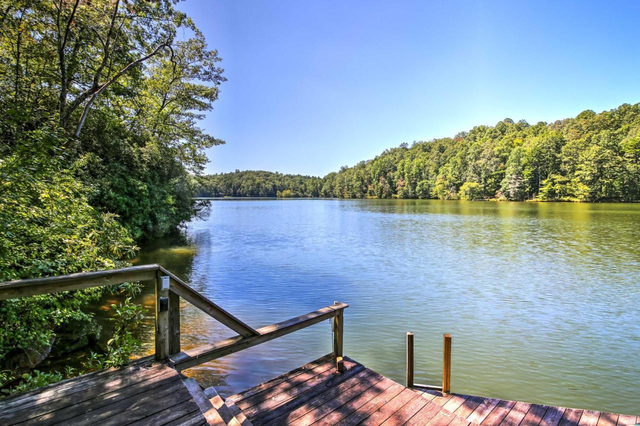 Lakefront Mountain Rest With Gas Fireplace!
