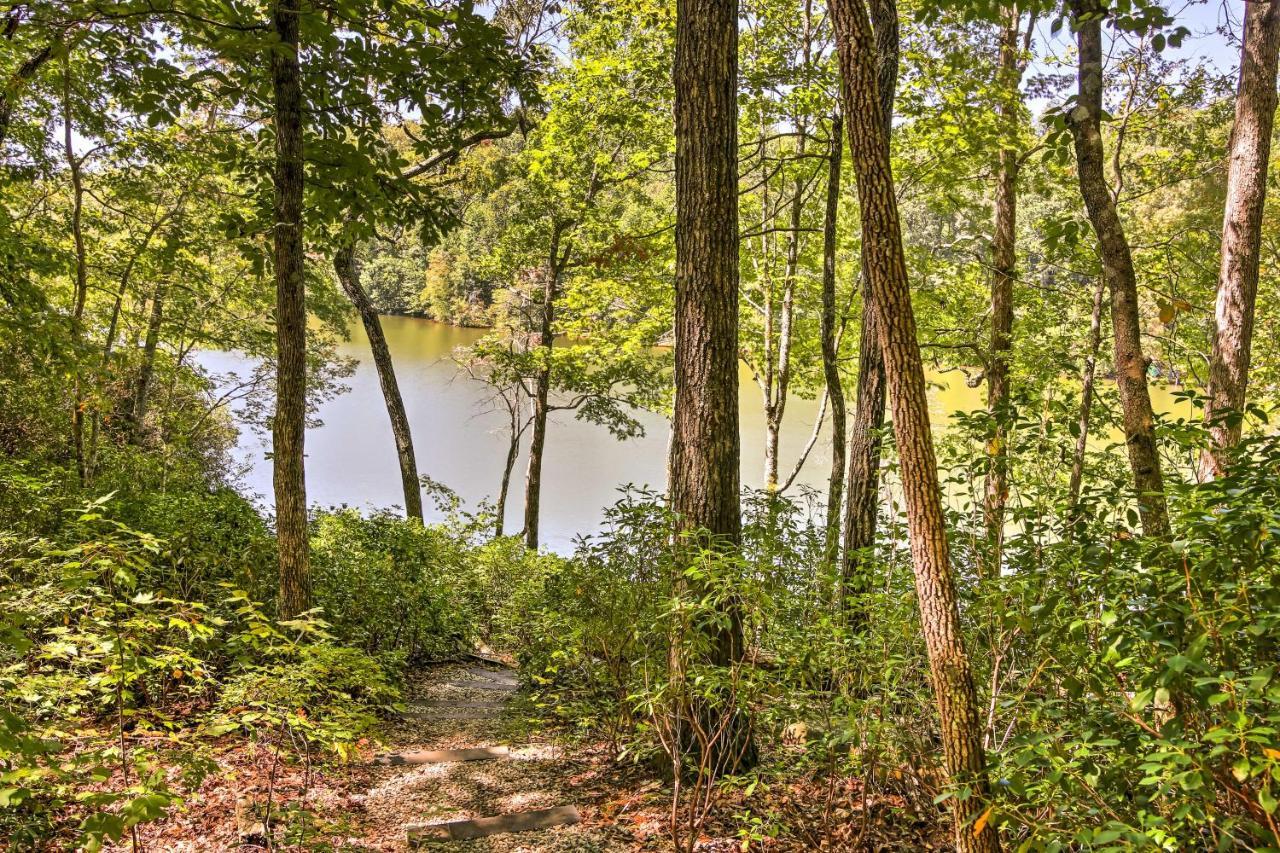Lakefront Mountain Rest With Gas Fireplace! *
