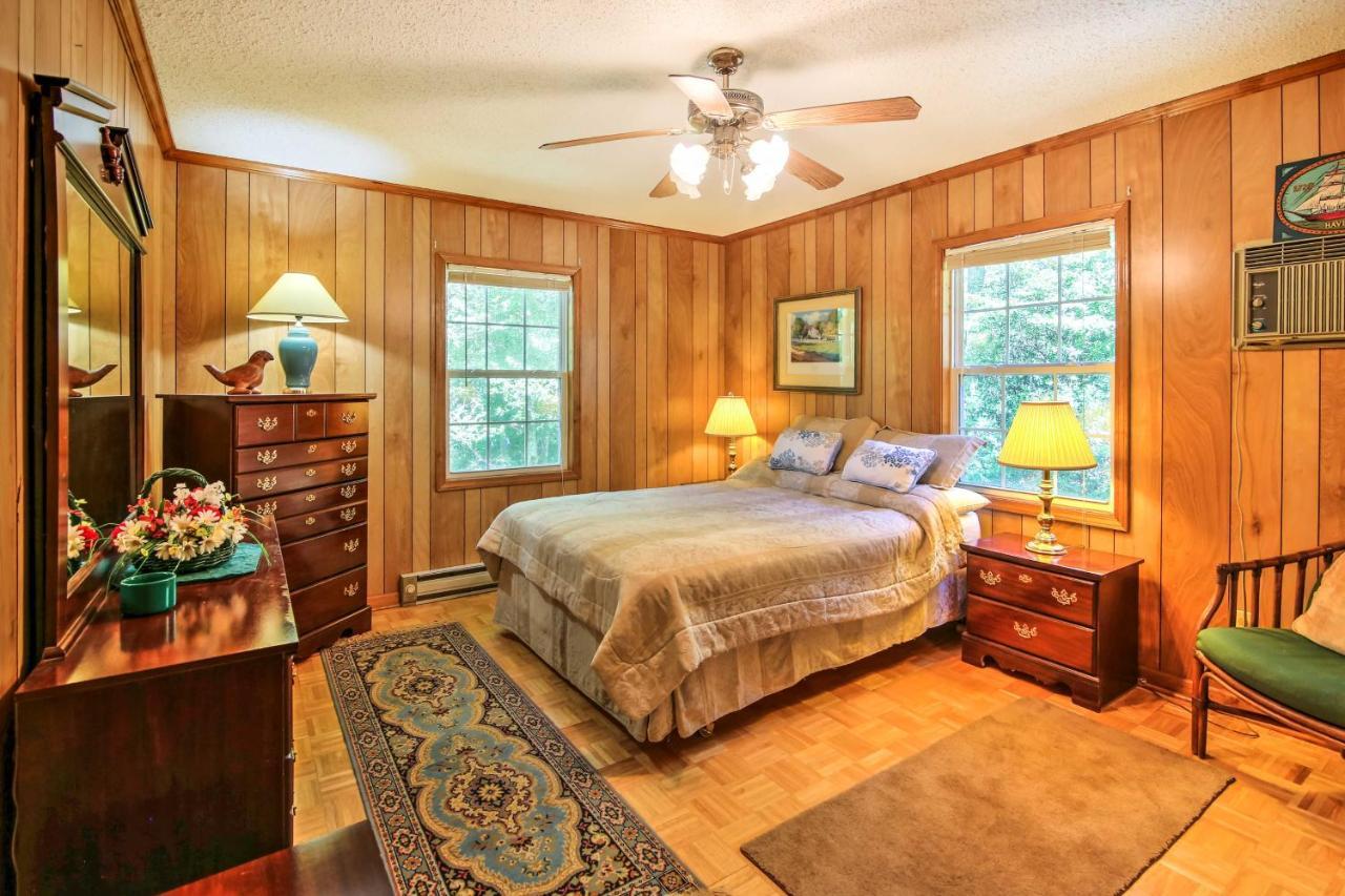 Lakefront Mountain Rest With Gas Fireplace! *