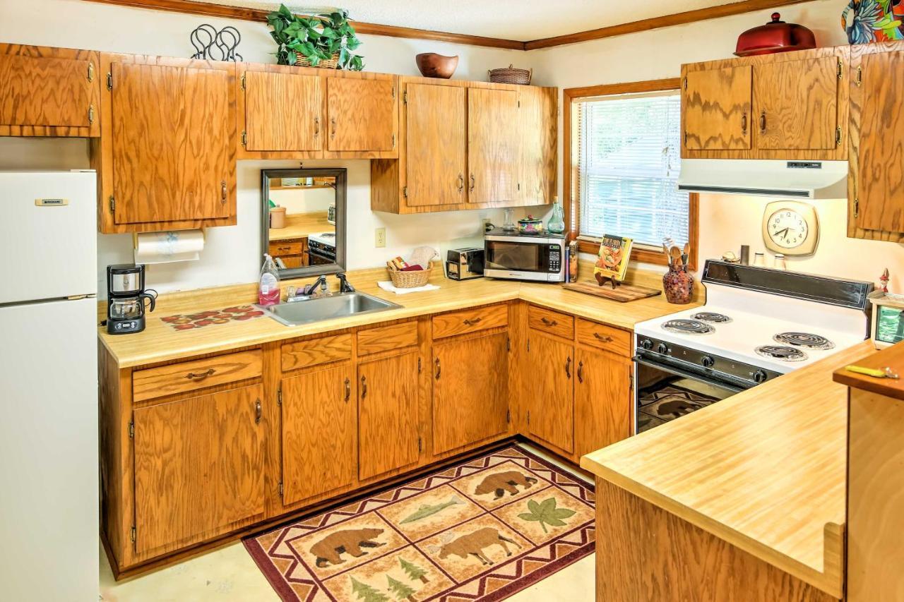 Lakefront Mountain Rest With Gas Fireplace! *