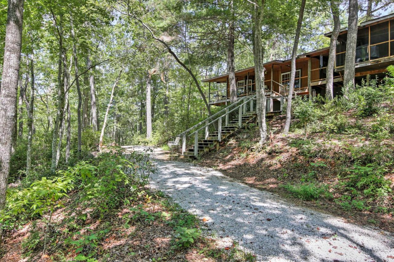 Lakefront Mountain Rest With Gas Fireplace!